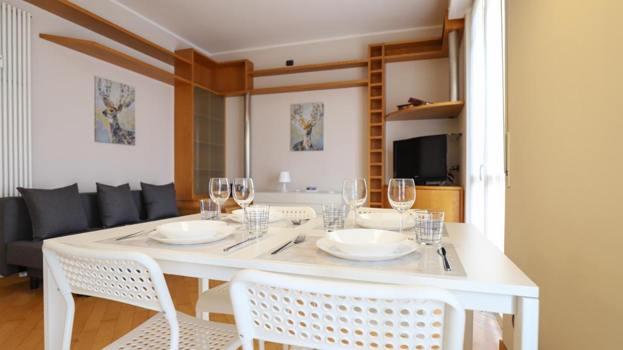 Italianway - Dei Tulipani 4 Apartamento Milán